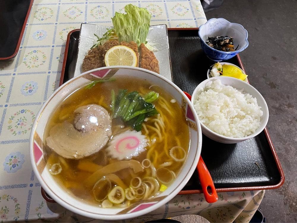 やまね食堂