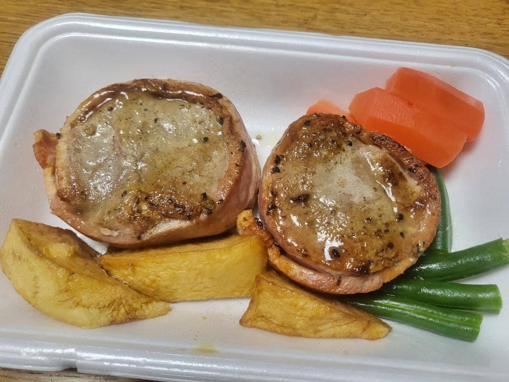 まるぜん精肉店