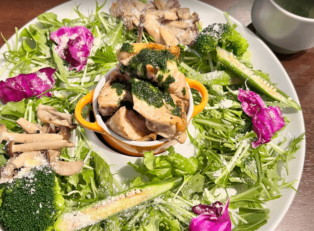 WHITE KITCHEN 低糖質食専門店 byローカーボキッチン然