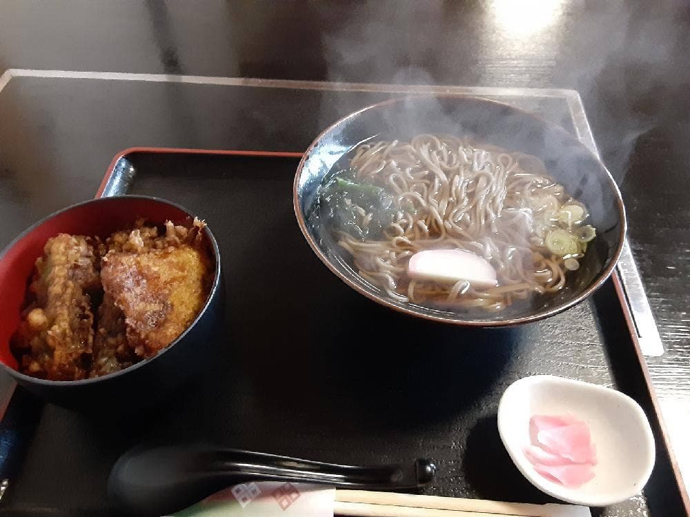 魚天坊