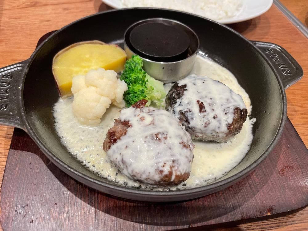 ワインビュッフェと肉 BUTCHER&WINE SHINSAIBASHI