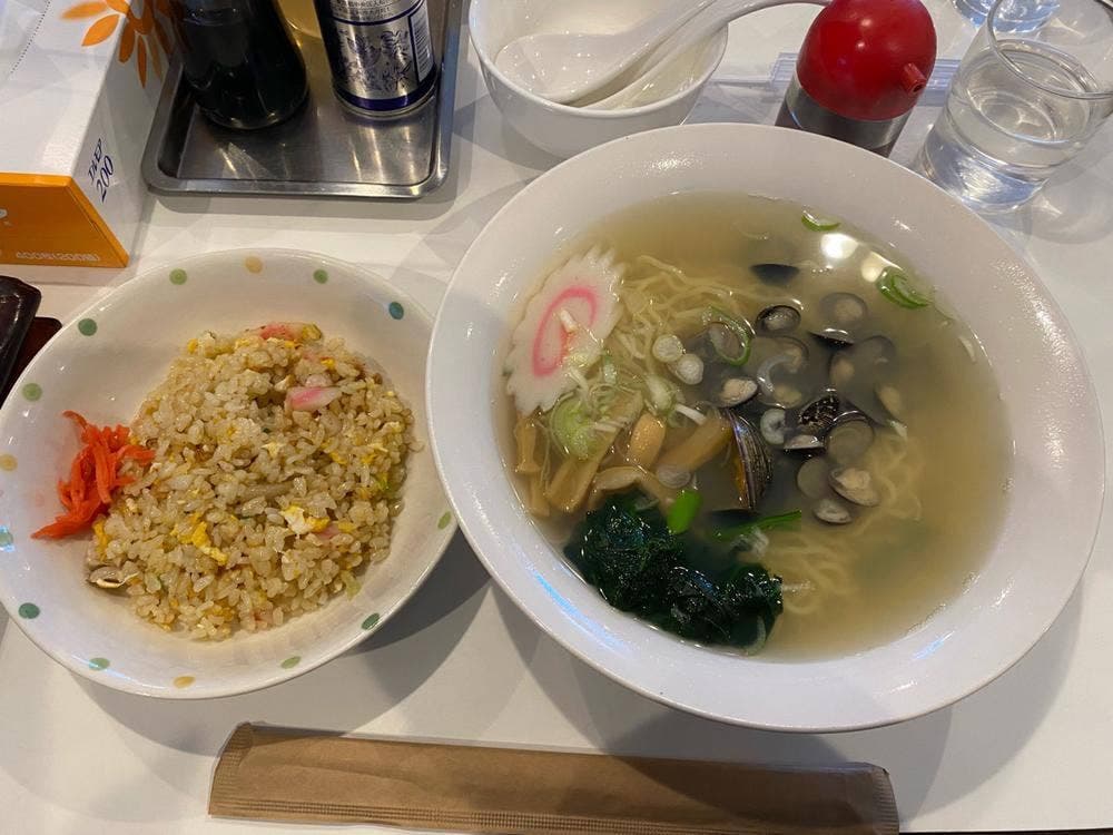 メインしじみラーメン