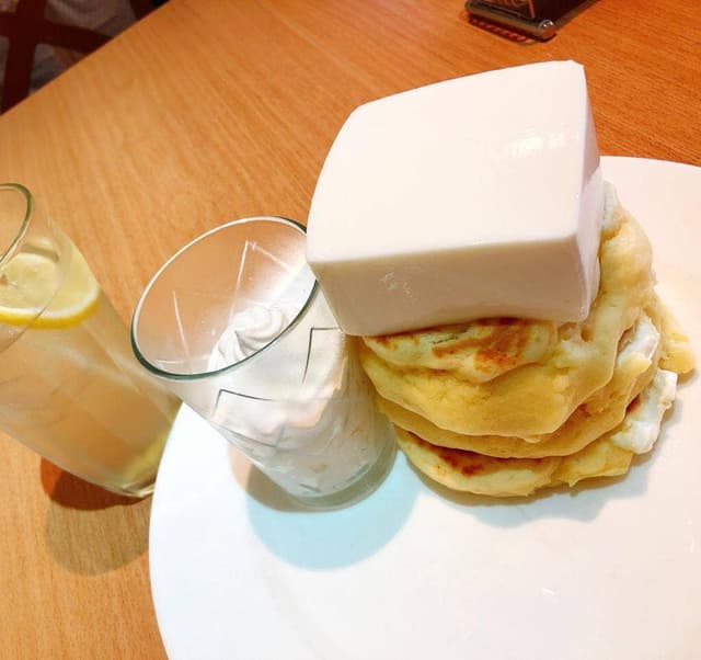 エッグムーンカフェ - サブ画像3