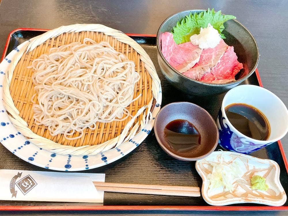 ご当地居酒屋アネッソ