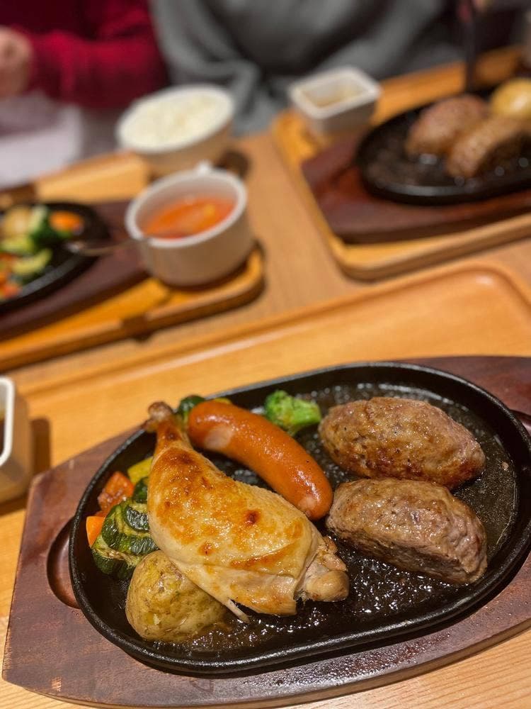 いしがまやハンバーグ セブンパーク天美店