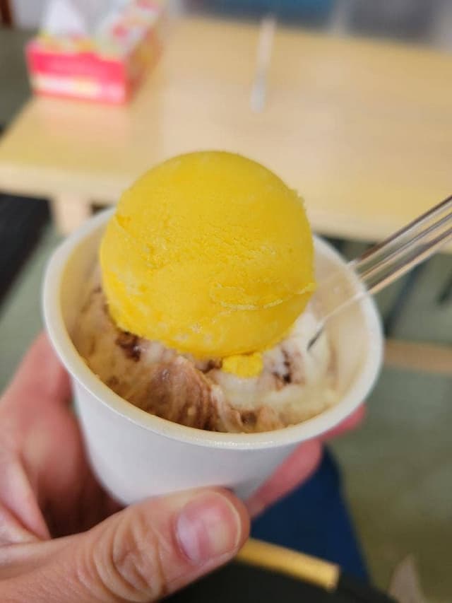 島のアイスクリーム屋『トリトン』 - サブ画像1