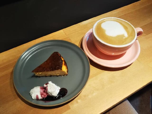 ドットコーヒー 東山三条店 - サブ画像1