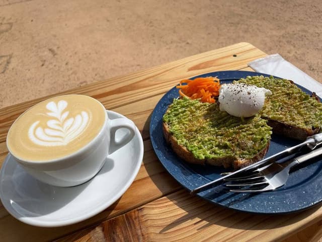 SOMETHING'S COFFEEHOUSE - サブ画像3