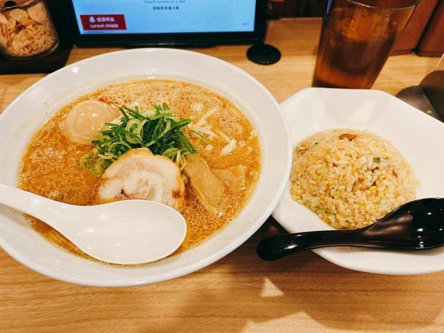 威風 大和店 - サブ画像3