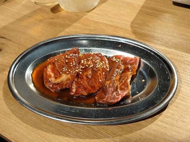 綾瀬肉流通センター - サブ画像1