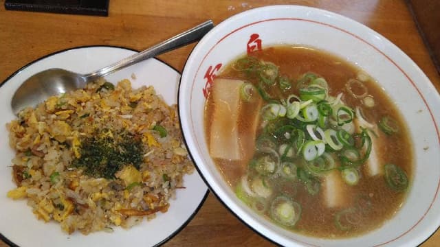 都城豚骨ラーメン 霧島 - サブ画像2
