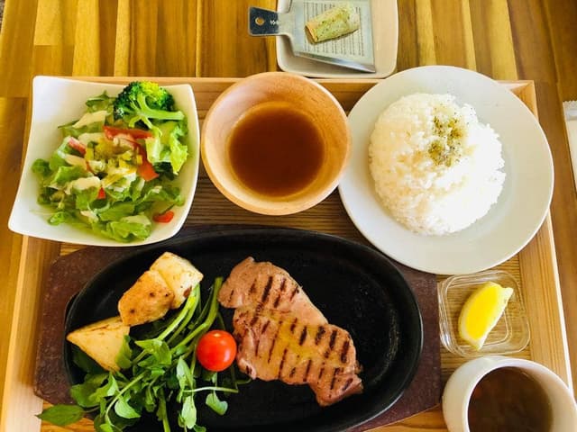 Restaurant OASIS - サブ画像1