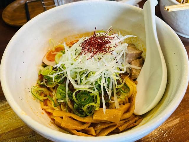 麺や鐙 茅ヶ崎本店 - サブ画像1