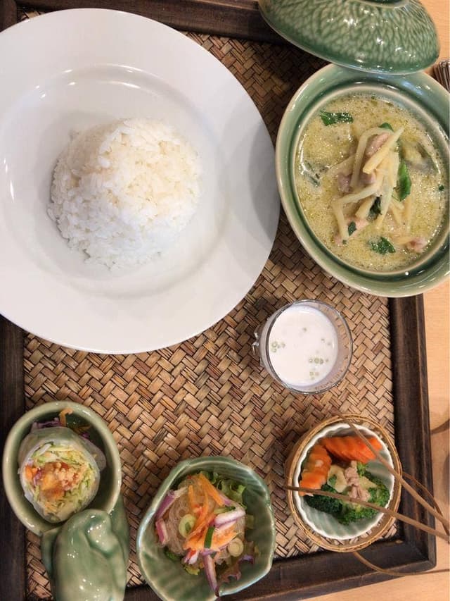 Dee Dee ThaiKitchen - サブ画像2