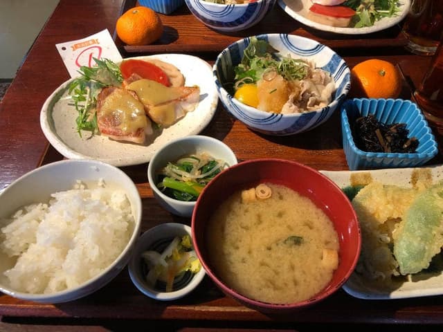 おうちごはん ここら屋 御幸町本店 - サブ画像3