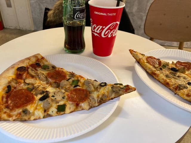 PIZZA SLICE COMMISSARY - サブ画像3