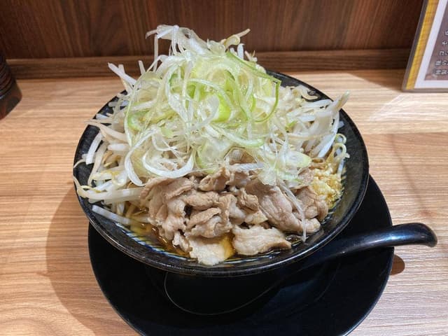 牛もつ煮込みと極太肉そば 権三 - サブ画像2