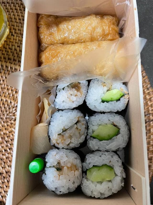 神田志乃多寿司 新宿伊勢丹店 - サブ画像1