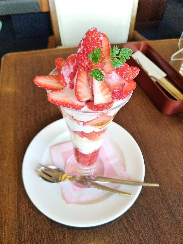 ロイヤルホスト 鶴見店 - サブ画像3