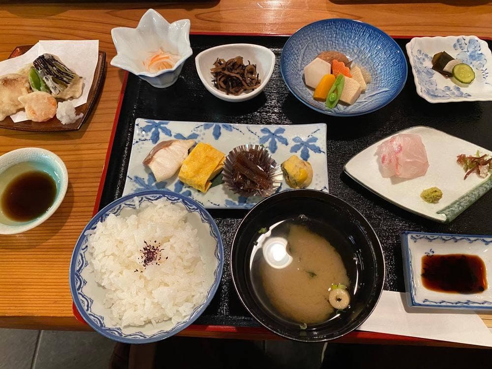 川松和食