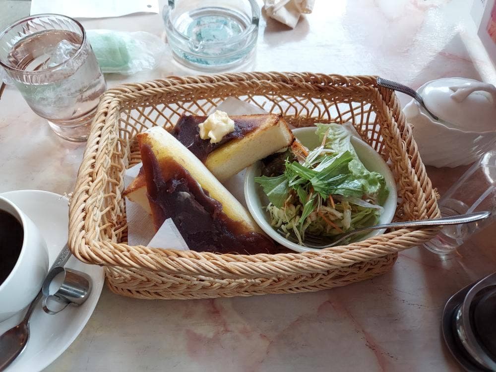 カフェレストアモーレ