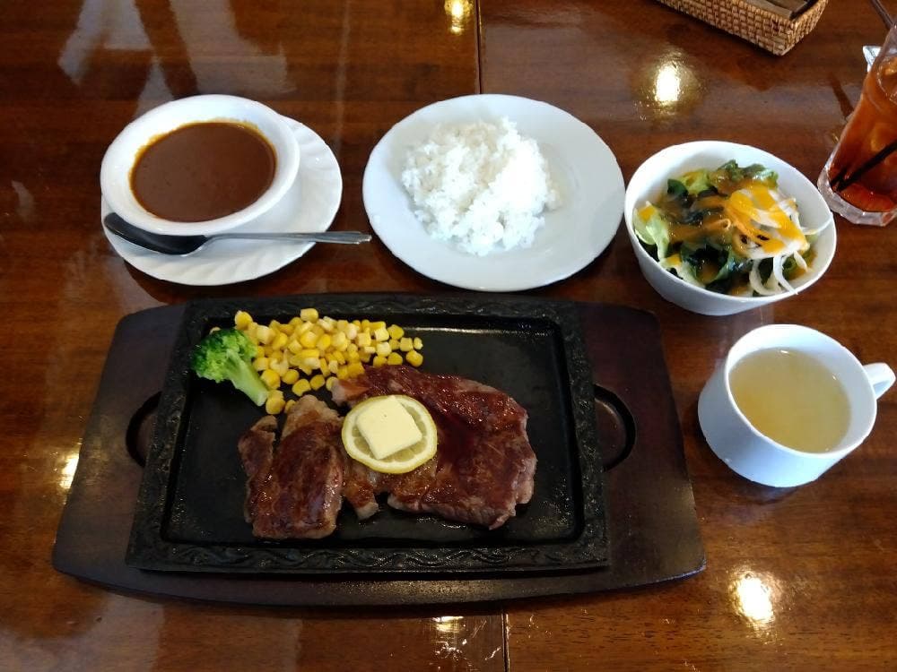 ステーキハウス T&T