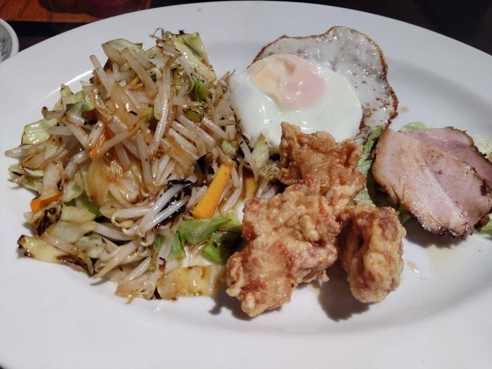 栄華飯店