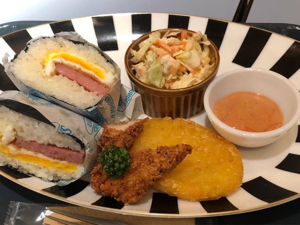 サリーラキャンディーストア
