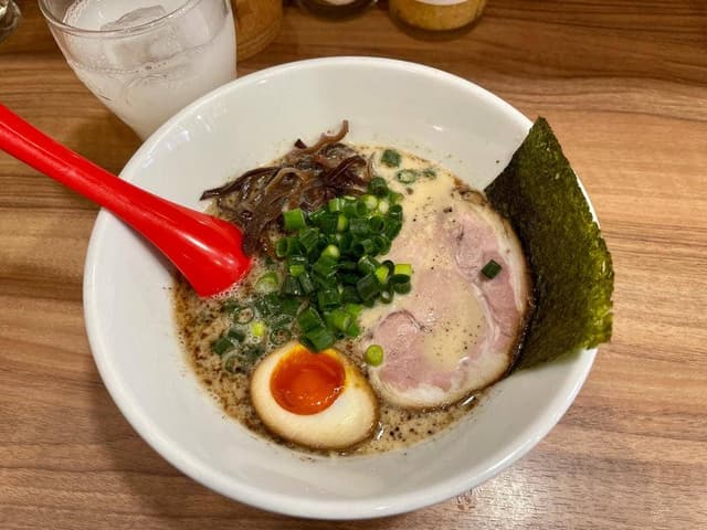 熊本黒鵬ラーメン - サブ画像1