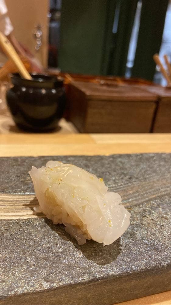 鮨割烹ひなかの