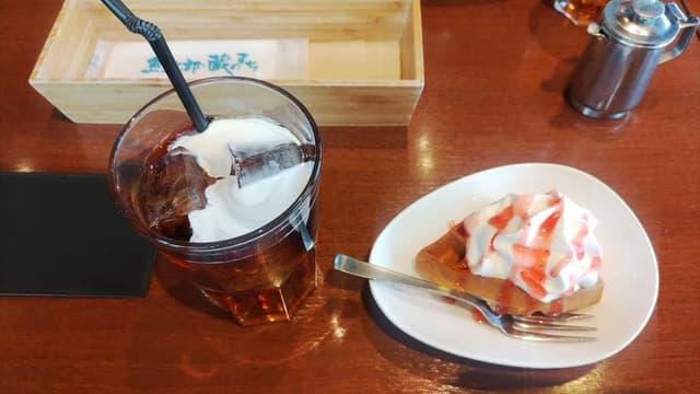 魚太郎 蔵のまちカフェ - サブ画像2