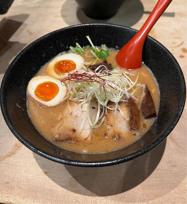 俺の創作らぁめん 極や 神田神保町店 - サブ画像3