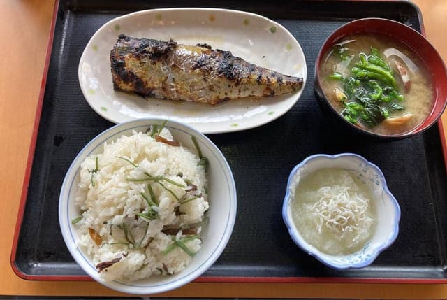 魚ばぁさんの食堂 おくどさん 一宮店 - サブ画像1