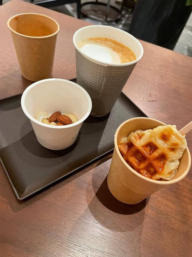 SHARE LOUNGE 二子玉川 蔦屋家電 - サブ画像1
