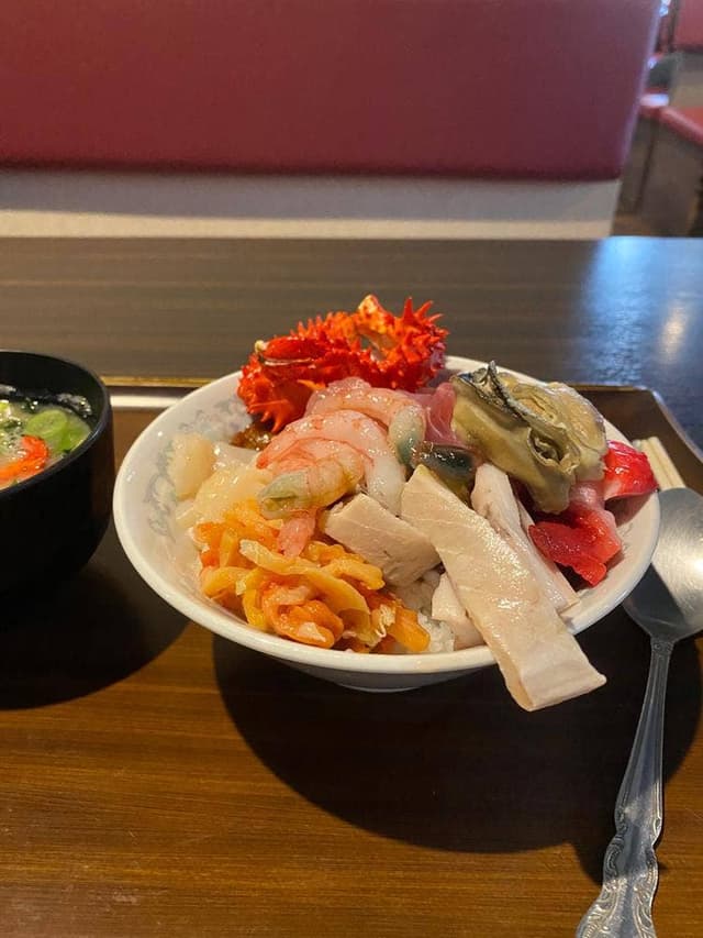 元祖ヤマイチ根室食堂 札幌駅前店 - サブ画像2
