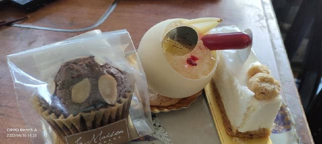 ラ・メゾン白金グラン 千鳥店 - サブ画像1