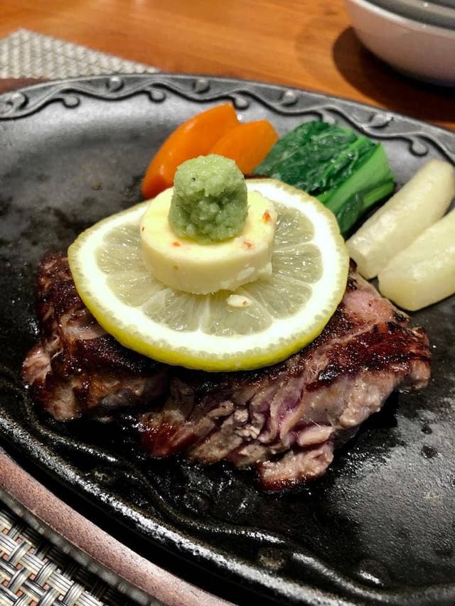 和風牛肉料理 まつもと - サブ画像1