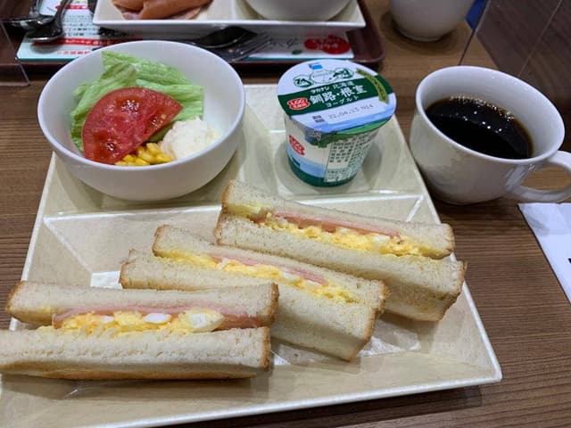 カフェ・ド・クリエ オアシス21店 - サブ画像3