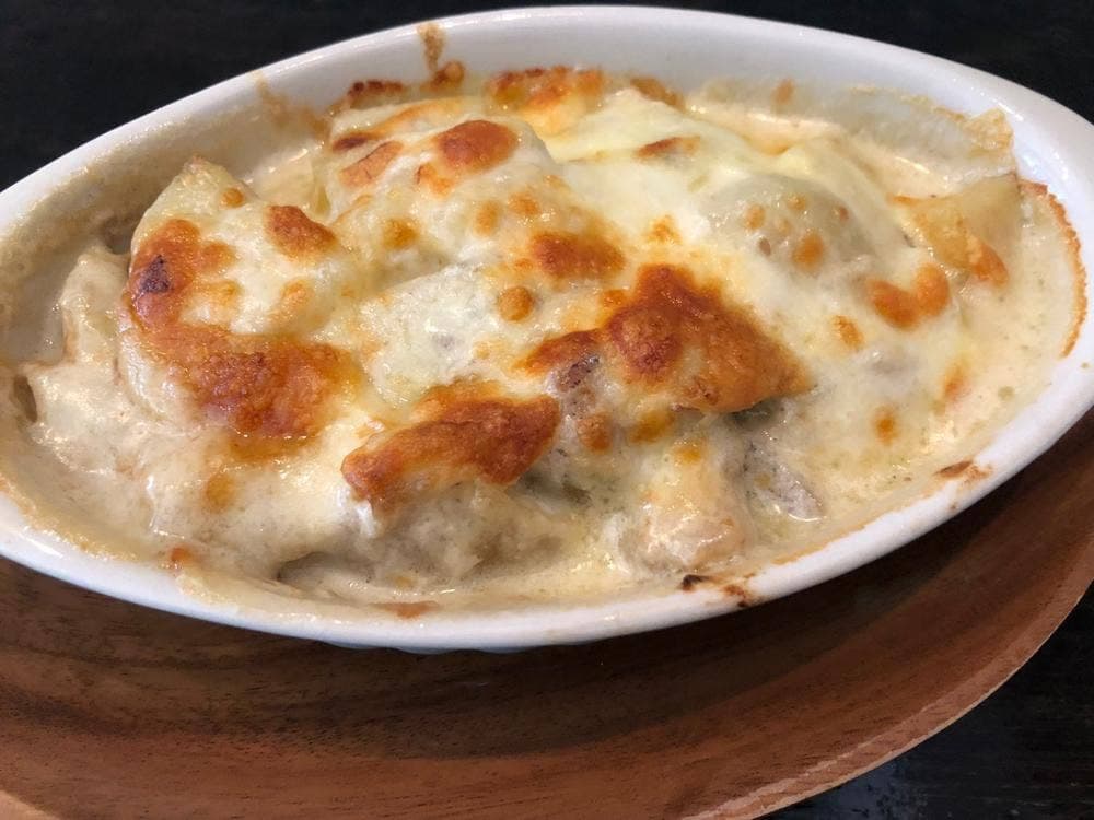 自然派ワインバル UMAMI