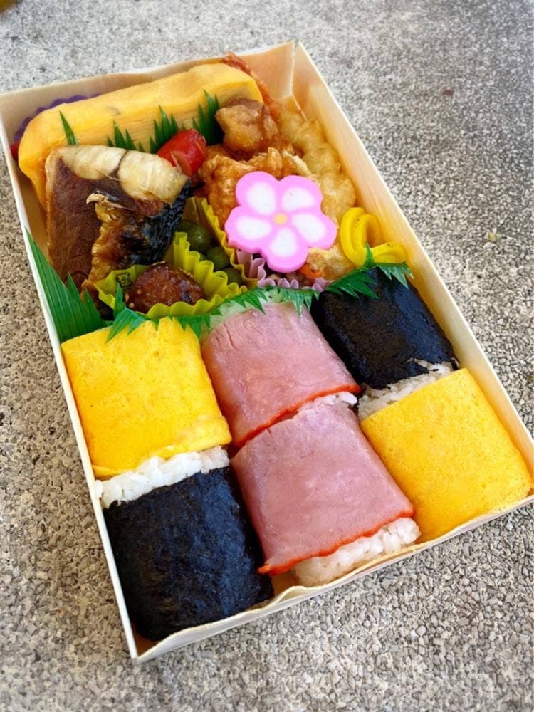 お米屋さんのお弁当米工房