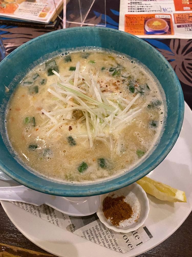 ラーメンビストロアンドバー ナバホホワイト