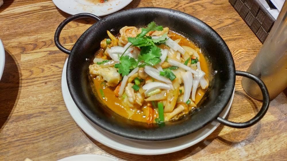 タイ料理 スワンナプームタイ 大阪