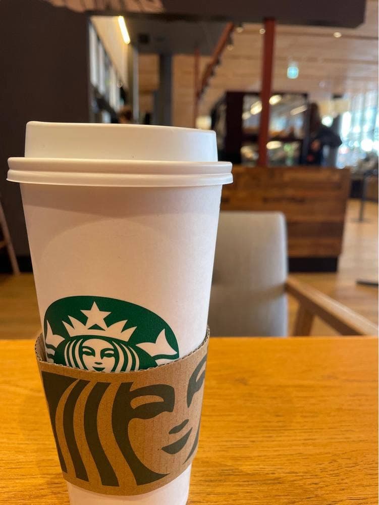 スターバックス コーヒー 蔦屋書店周南市立徳山駅前図書館店