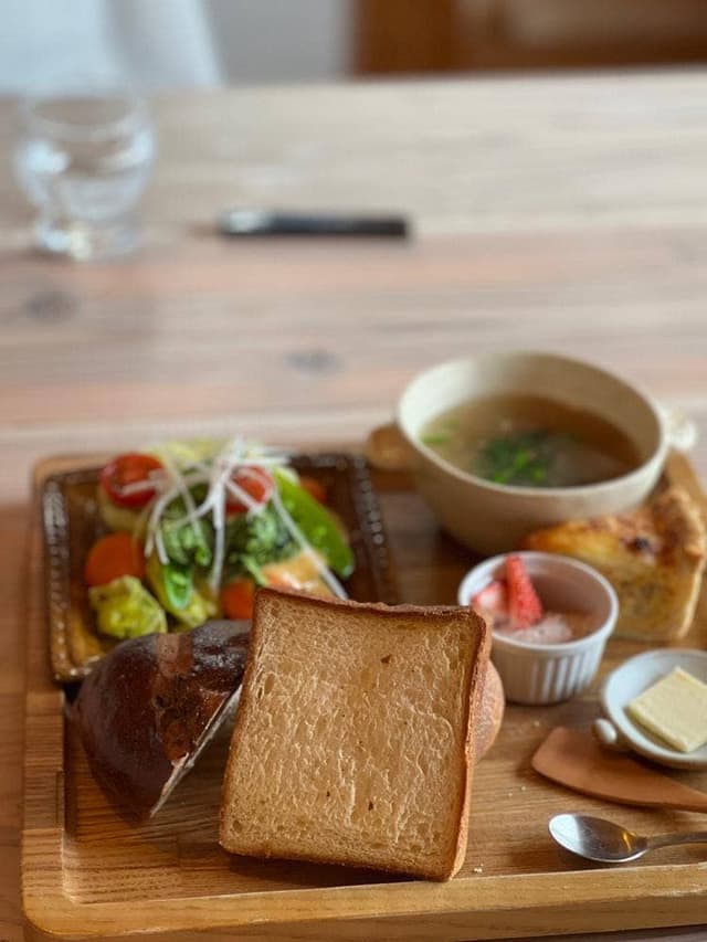 山のフモトのパン食堂 Cou屋 - サブ画像1