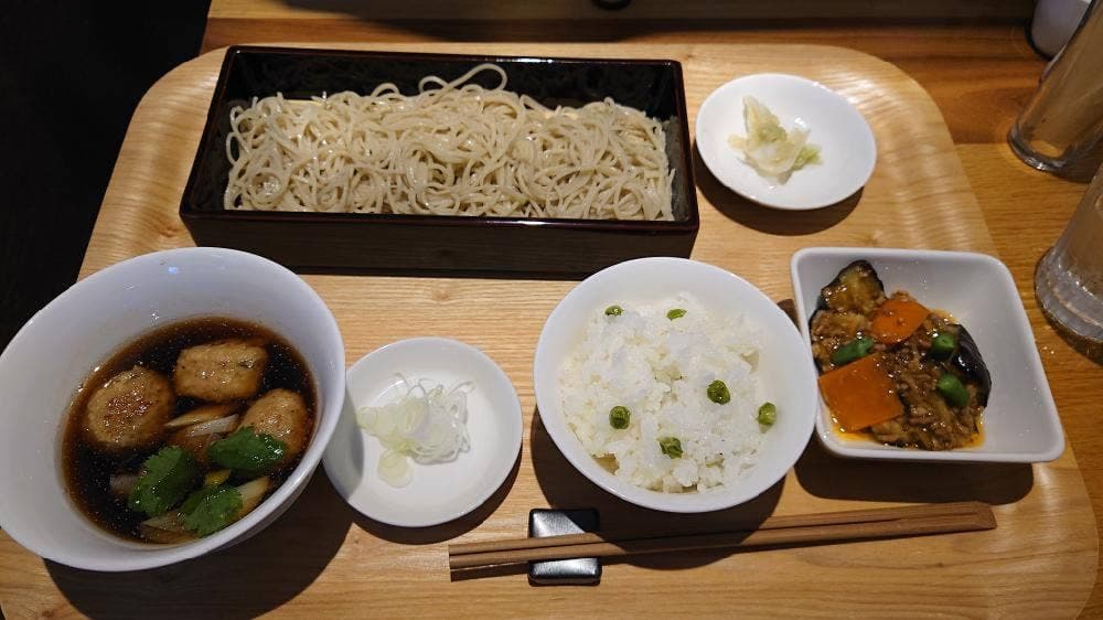 蕎庭