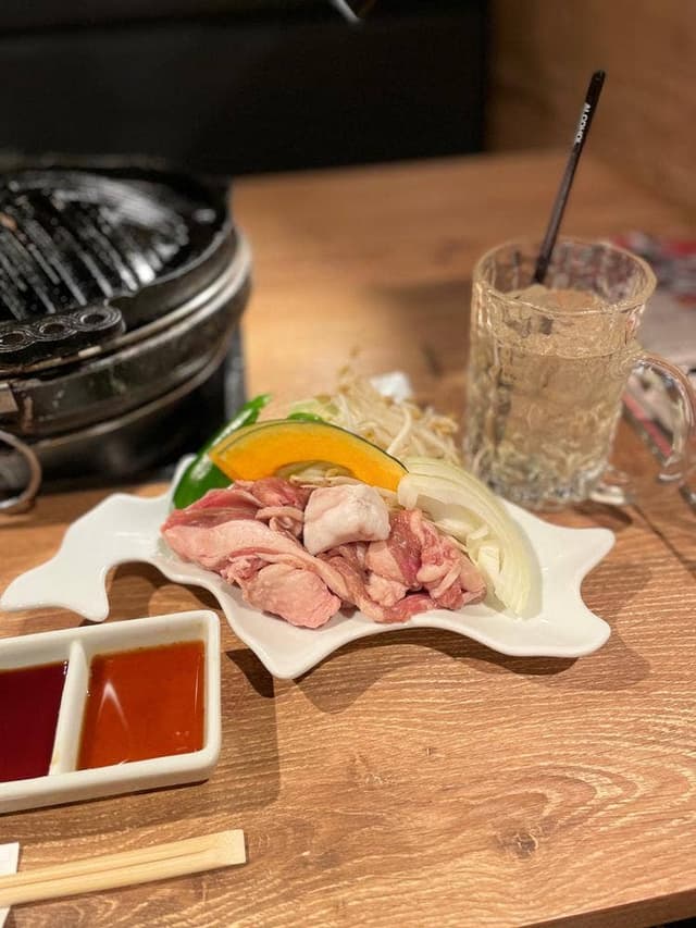 炭火焼肉 狸小路やまごや - サブ画像1