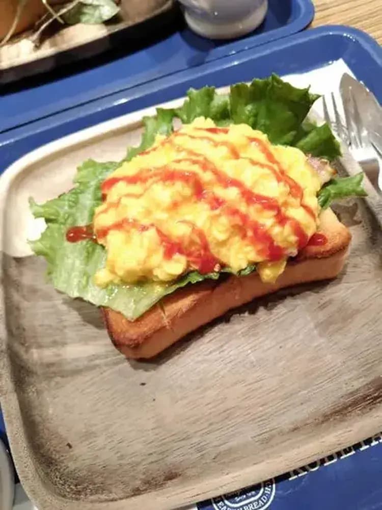 神戸屋キッチン デリ＆カフェ 横浜店