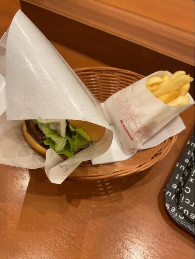 モスバーガー 八王子北口店 - サブ画像1