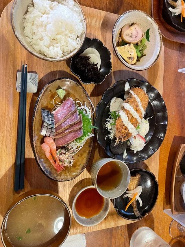 砂や安島 季節料理 - サブ画像1