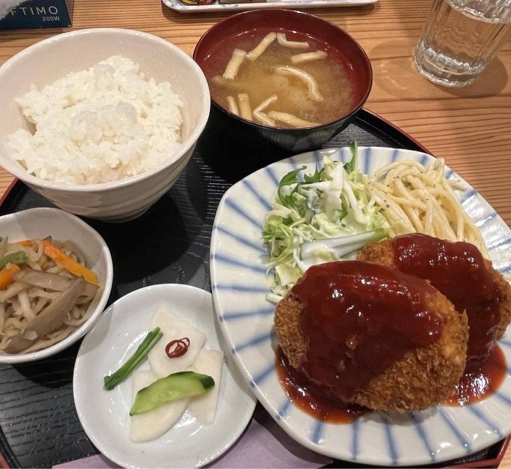 おまかせ食堂 ななや